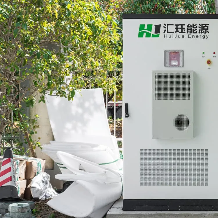 Green energy-powered base stations